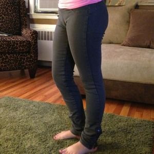 gray stretch jeggings