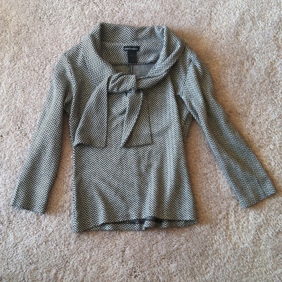 🔴SOLD IN BUNDLE🔴Victoria's Secret top