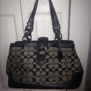 Classic Coach logo fabric + leather accents black