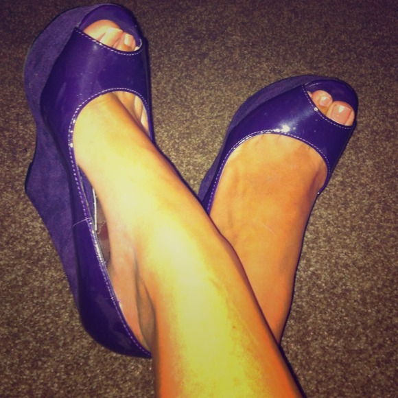 Purple peep toe wedges