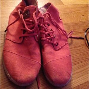 Coral toms botas RESERVED for Emily j<3