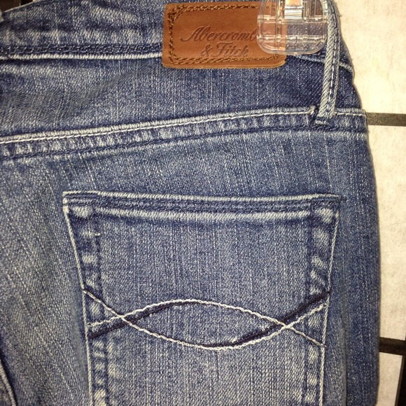 🎉Host Pick🎈 A&F stretchy skinnies size 00 - Picture 2 of 4