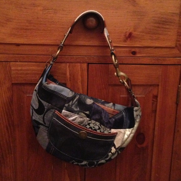 Authentic Coach Handbag - Picture 1 of 1