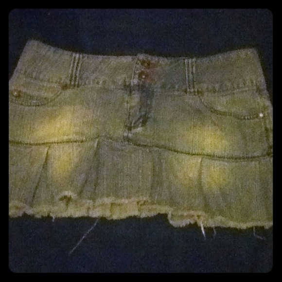 denim mini skirt - Picture 1 of 3