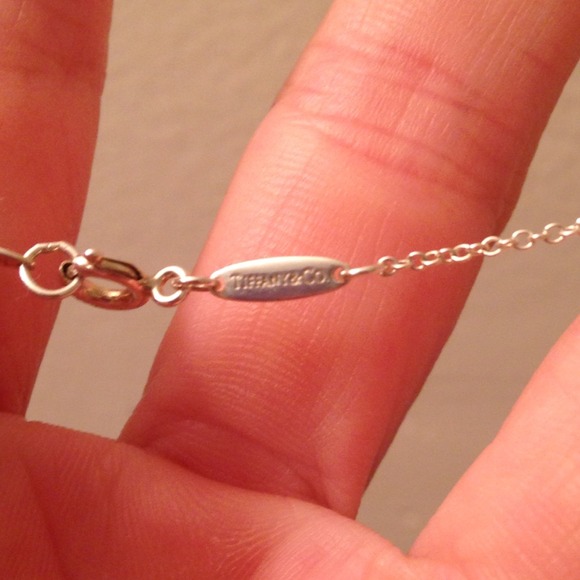 ❌SOLD❌ Tiffany and Co necklace - Picture 3 of 4