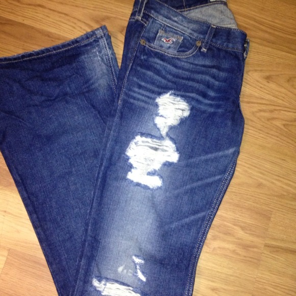 Hollister ripped jeans