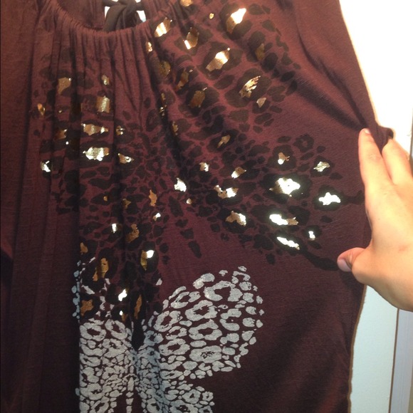 ⬇REDUCED⬇Brown Top 💖 - Picture 2 of 4