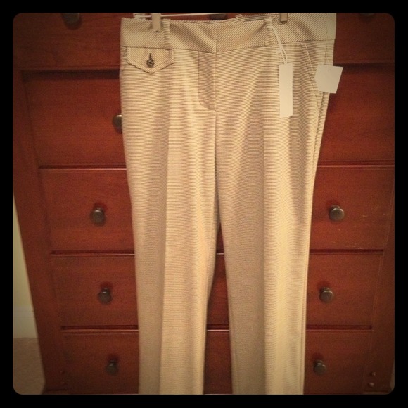Trina Turk houndstooth pants-NWT!!