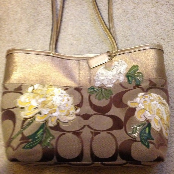 Coach purse