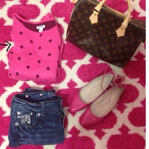 ⛔SOLD⛔Old Navy Pink & Cranberry Polka Dot Sweater