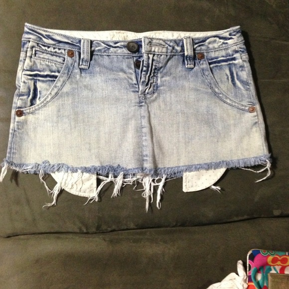 Light skirt!!