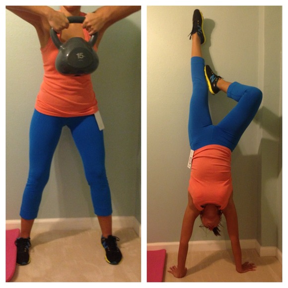 🚫SOLD🚫 Ω Lululemon Athletica Power Up Crop - Picture 2 of 4