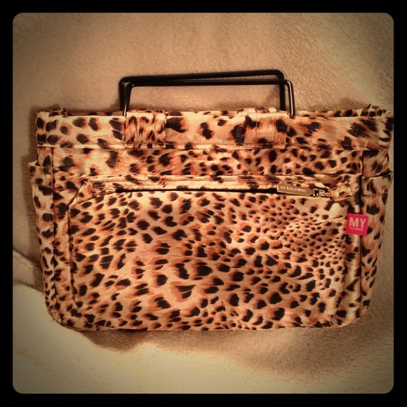 Handbags - Satiny Leopard Print Handbag