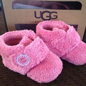 Ugg  0-6 months new
