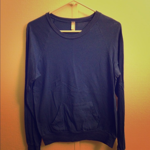 ✔️SOLD American Apparel - Long Sleeve w/ Pocket