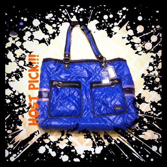 Coach Handbags - HOST PICK Coach purse
