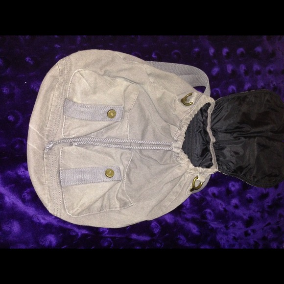 Star patterned backpack - Picture 3 of 3