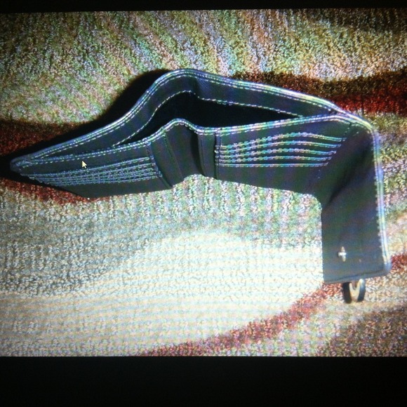 New without tags, DKNY Red Leather Wallet - Picture 4 of 4