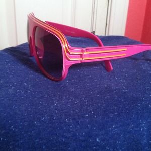 Retro sun glasses