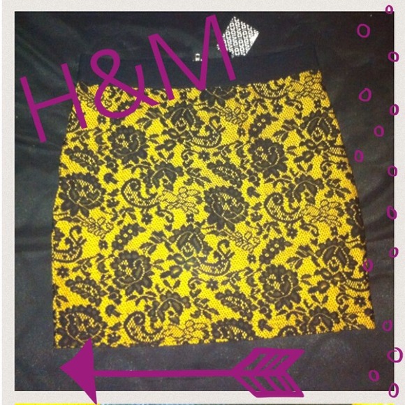 H&M Dresses & Skirts - Skirt