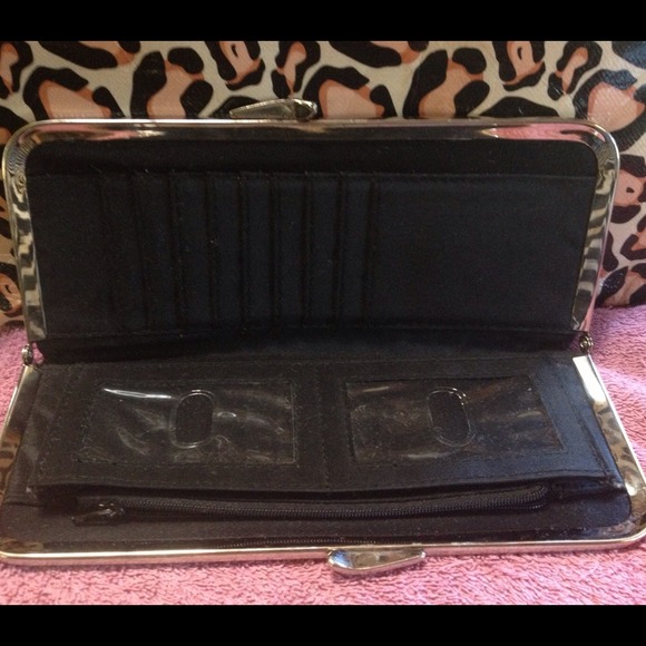 Snake Print Wallet in Purple - Picture 3 of 4