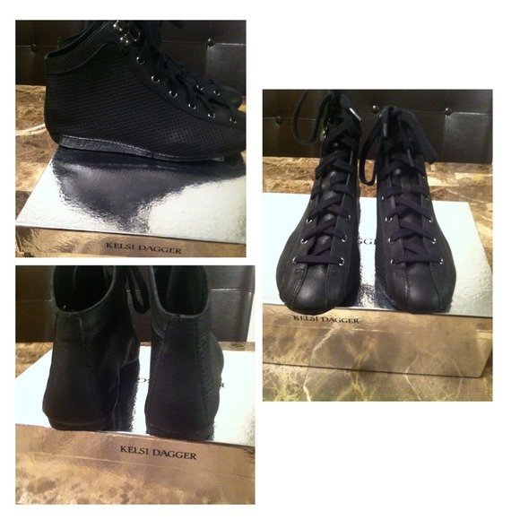 Kelsi Dagger sneakers - Picture 1 of 1