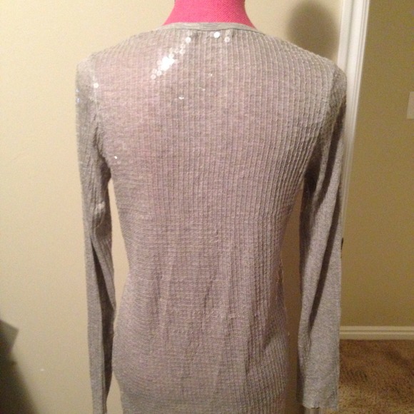 💥SOLD-estate sale💥Velvet sequins sweater - Picture 2 of 3