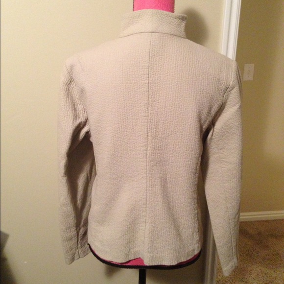 💥Reduced again!💥Wonderful Eileen Fisher jacket. - Picture 2 of 4