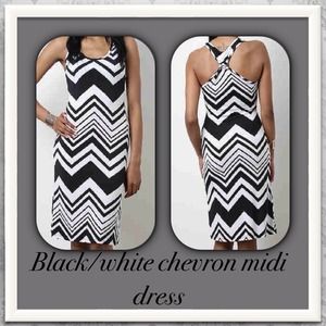 SALE🏁Perfect chevron midi dress w/knot back