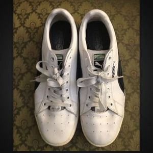**SOLD** Pre-owned Size 11 Pumas Men's *SOLD**