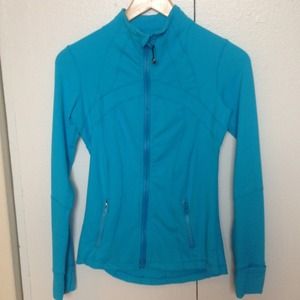 Lululemon define jacket size 4 spry blue