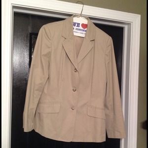 Great work or casual blazer!