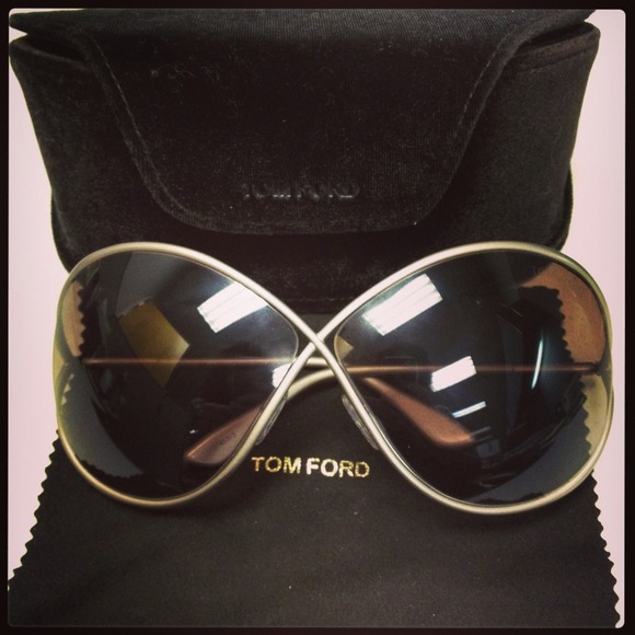 💰💰SOLD💰💰TOM FORD sunglasses