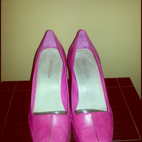 Pink leather Aerosoels