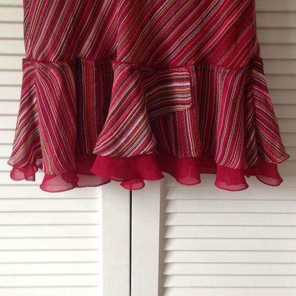 The Limited 100% silk skirt - Picture 3 of 3