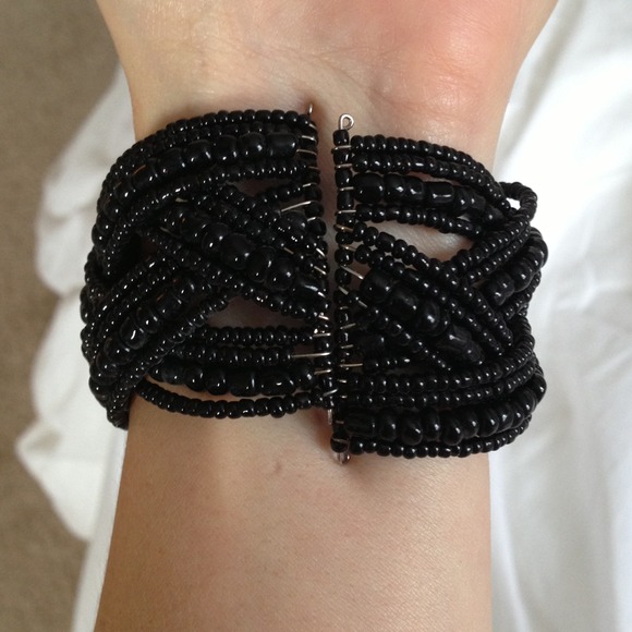 Beaded cuff bracelet - Picture 3 of 3