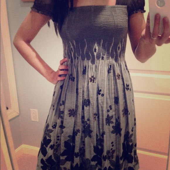 🚫SOLD!🚫 Edgy grey and metallic dress - Picture 1 of 3