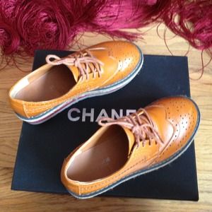 Beautiful lovely framercy OXFORD shoes.