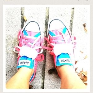 Bundle for @annatarantula