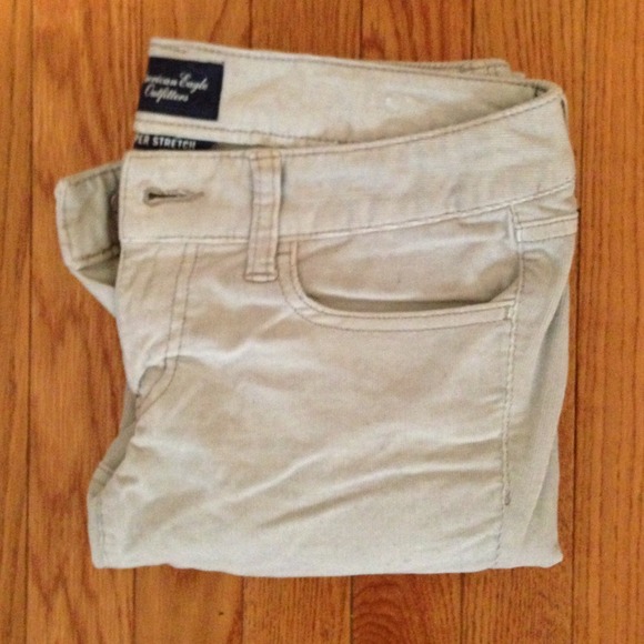 ❗SOLD❗American Eagle light grey chords