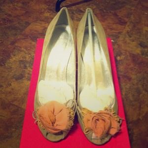 Brand New Raffia rose suede peep toe J Crew Shoes