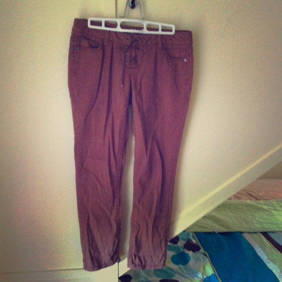 🐴TRADED!🐒 Brown lace-up crop pants