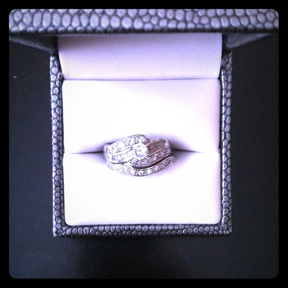 Reserved Bundle! SS RING AND DIAMOND ACT NECKLACE