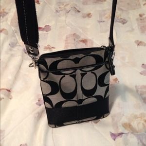 Coach cross body handbag