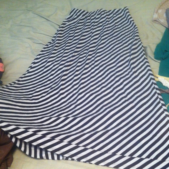 👍Reduced! Full length maxi skirt