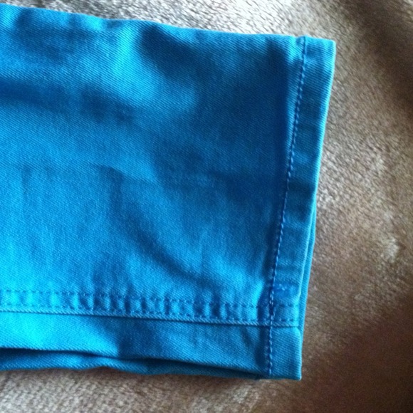 Light blue/ turquoise jeans - Picture 3 of 4
