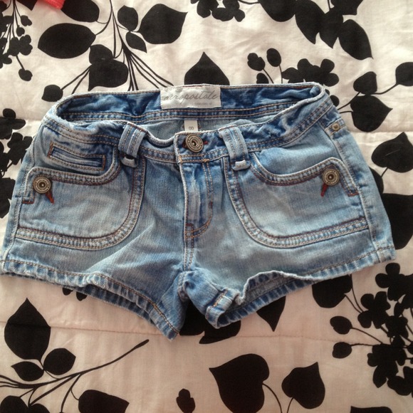Aeropostale denim shorts!