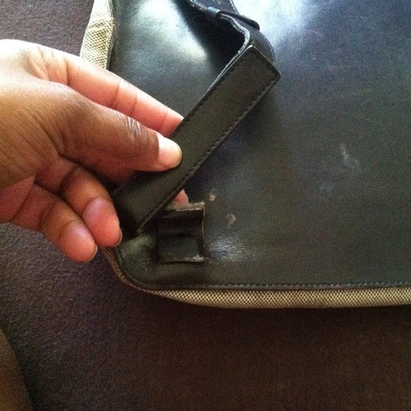 Prada book bag *REDUCED PRICE* - Picture 4 of 4