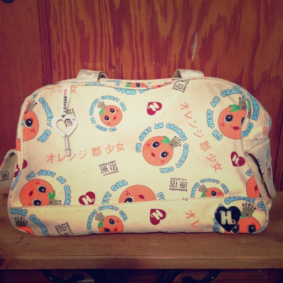 Harajuku handbag **Holding for xpressse**