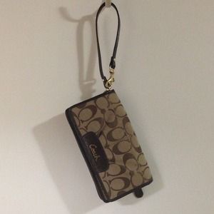 ‼️REDUCED‼️ Coach Wallet / Wristlet